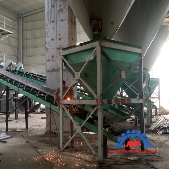 DÂY CHUYỀN SẢN XUẤT VỮA KHÔ LÀ GÌ ?