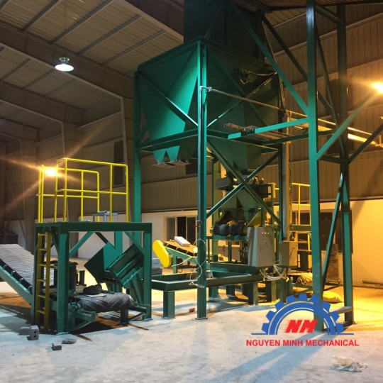 DÂY CHUYỀN SẢN XUẤT VỮA KHÔ LÀ GÌ ?