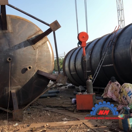 BỒN XĂNG DẦU - TRỤ BƠM